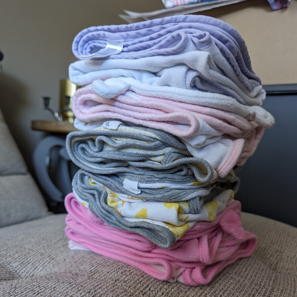 Burt's Bees & Simple Joys Bundle Hooded Towels (6) - Picture 8 of 12